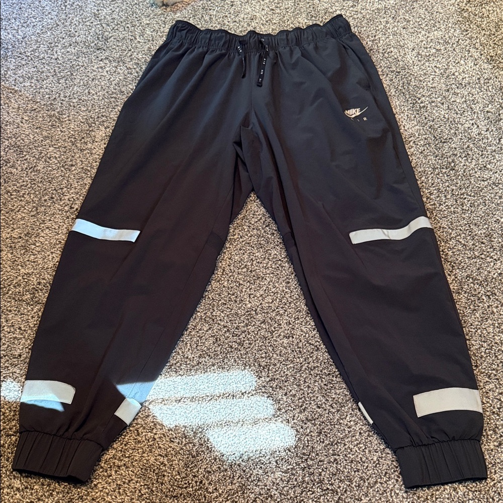Nike Dri-FIT Black Athletic Windbreaker Pants